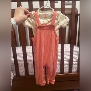 Cat and Jack baby girls outfit size 3-6 months